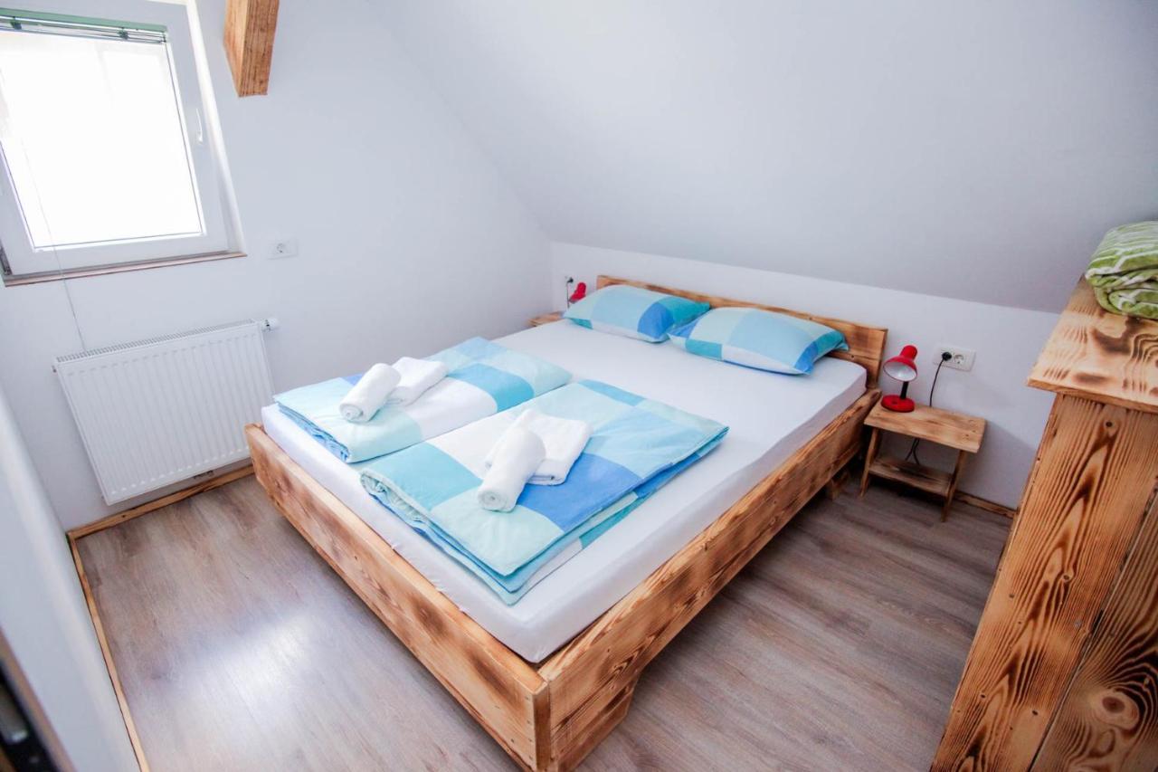 Apartmaji Pri Kozmavo - Little House Bohinj Exterior photo